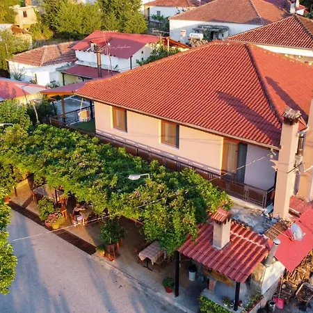 Arados Family Apartment *