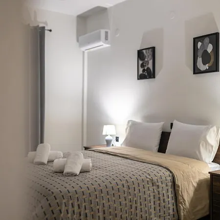 アパート Arados Family