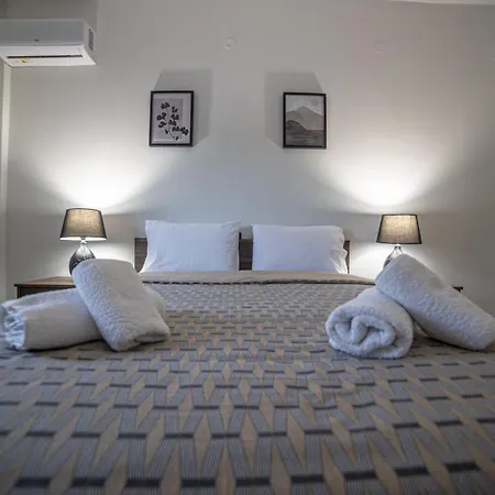 Arados Family Apartment *