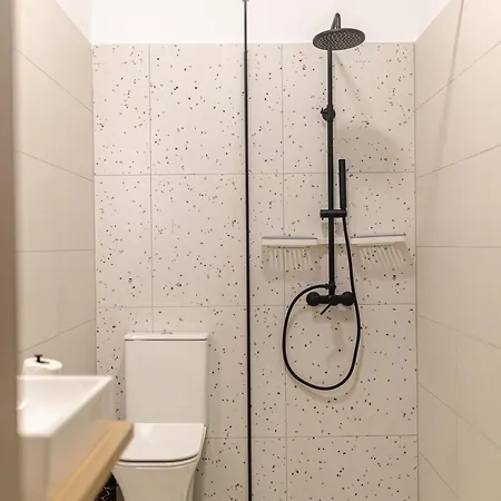 アパート Arados Family